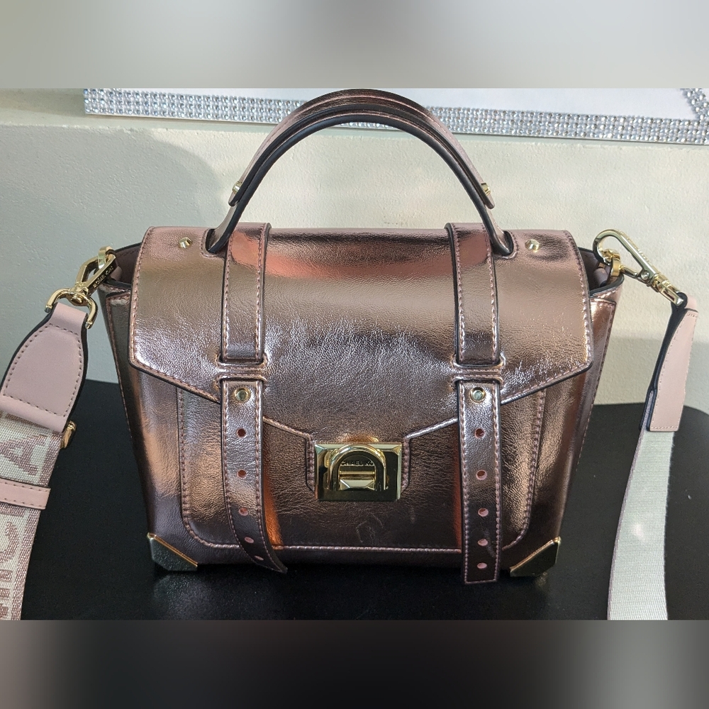 Michael Kors Pink Metallic Shoulder Satchel Messenger Purse Bag NWOT - Picture 11 of 13